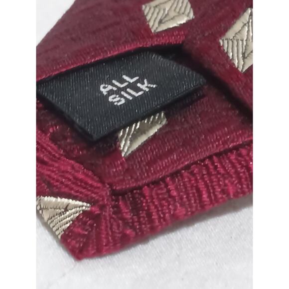 Filo A'Mano Hand Tailored By Tom James Maroon Silk Wide Tie Gold Diamonds - Picture 2 of 6
